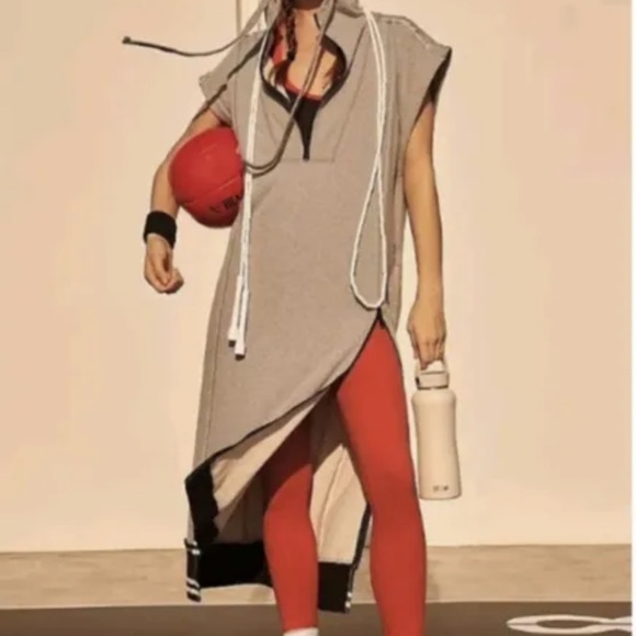 Free People Match Up Maxi Sweatshirt Hoodie No Sleeves Ribbed Hem Gray - Picture 3 of 6